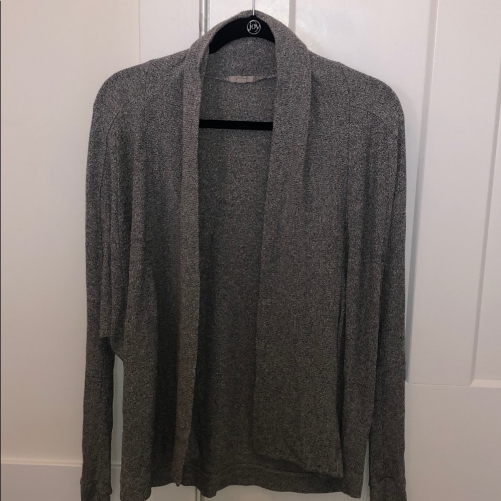 URBAN outfitters gray cardigan size xs